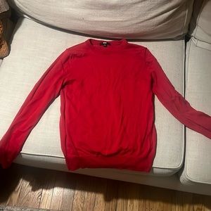 Uniqlo sweater